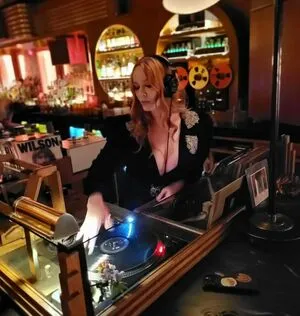 Christina Hendricks OnlyFans Leaked Free Thumbnail Picture - #qIxbbGMlFS