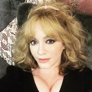Christina Hendricks OnlyFans Leaked Free Thumbnail Picture - #sUDUNNzUct