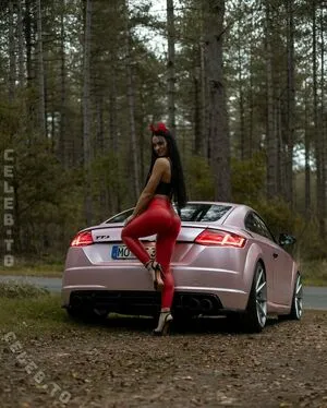 Christina Winkler OnlyFans Leaked Free Thumbnail Picture - #7cG8zk7Jne