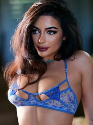 Christinaenaa OnlyFans Leaked Free Thumbnail Picture - #GhGFUrBzkp