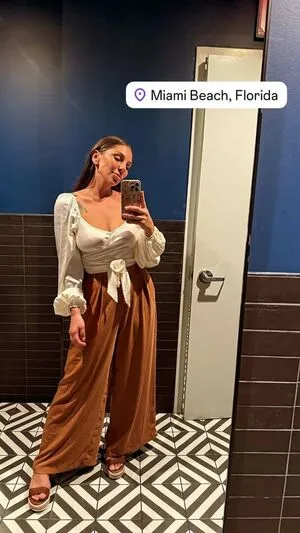 Christine Cote OnlyFans Leaked Free Thumbnail Picture - #0HIZbSGGud