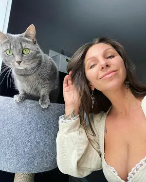 Christine Cote OnlyFans Leaked Free Thumbnail Picture - #9WkE8wL3BT