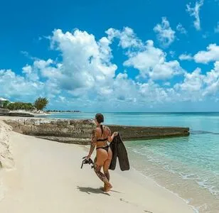 Christine Cote OnlyFans Leaked Free Thumbnail Picture - #dL4chUy4ie