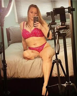 Christine Smoke OnlyFans Leaked Free Thumbnail Picture - #1i1d8mKE4q