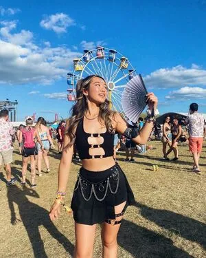 Christine Ye OnlyFans Leaked Free Thumbnail Picture - #lo1kloPRfm
