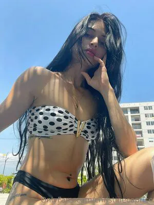 Christinecaprice OnlyFans Leaked Free Thumbnail Picture - #9LLnLS22vf