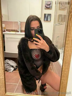 Christinedoll OnlyFans Leaked Free Thumbnail Picture - #VuuDjAOtsW