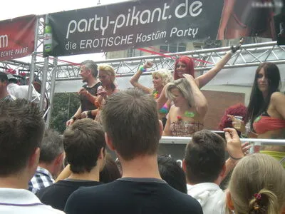 Christopher Street Day Csd OnlyFans Leaked Free Thumbnail Picture - #SsDXTHRNYj