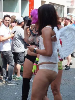 Christopher Street Day Csd OnlyFans Leaked Free Thumbnail Picture - #zgbWCJAscY