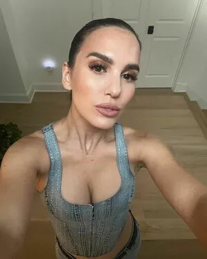 Christy Carlson Romano OnlyFans Leaked Free Thumbnail Picture - #Ooki736TvB