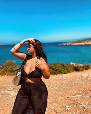 Chrysanthie OnlyFans Leaked Free Thumbnail Picture - #niITH9aXel