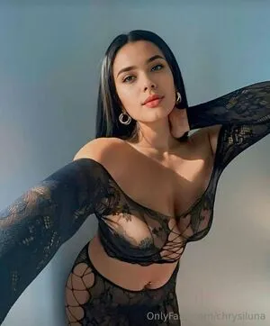 Chrysiluna OnlyFans Leaked Free Thumbnail Picture - #1pDxmndSfp