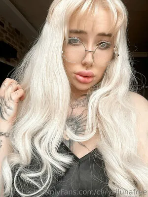 Chrysilunafree OnlyFans Leaked Free Thumbnail Picture - #2o9kyWUz6K