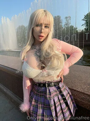 Chrysilunafree OnlyFans Leaked Free Thumbnail Picture - #KU1FAeS5s5