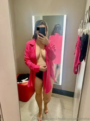 Chubbyyogamomma OnlyFans Leaked Free Thumbnail Picture - #Kt9AHTB3s9