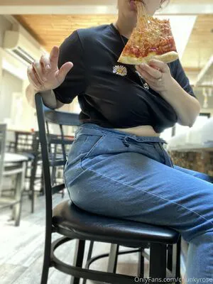 Chunkyrose OnlyFans Leaked Free Thumbnail Picture - #4E5DDIAR45