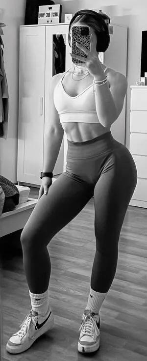 Chxrly OnlyFans Leaked Free Thumbnail Picture - #AExpRPTXX7