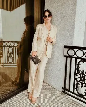 Chyler Leigh OnlyFans Leaked Free Thumbnail Picture - #GuHZI6NqxD