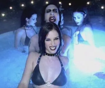 Chyler Leigh OnlyFans Leaked Free Thumbnail Picture - #l79TxwXj4U