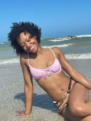 Chynaunique OnlyFans Leaked Free Thumbnail Picture - #DmwL56amlK