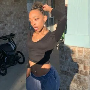 Chynaunique OnlyFans Leaked Free Thumbnail Picture - #g99sh2fkkd