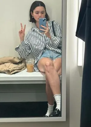 Ciara Bravo OnlyFans Leaked Free Thumbnail Picture - #bIOZCwKU3q