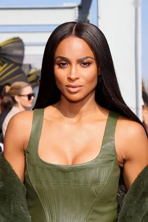 Ciara OnlyFans Leaked Free Thumbnail Picture - #hTEGbiHHo8