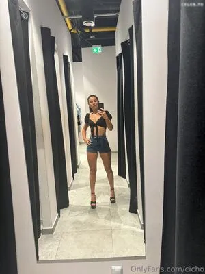 Cicho OnlyFans Leaked Free Thumbnail Picture - #ZvVv9YVy1x