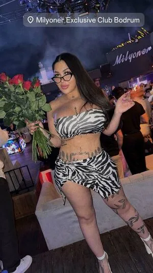 Cikolatabitter OnlyFans Leaked Free Thumbnail Picture - #DDQMM6AzPH