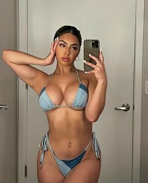 Cinddyrella OnlyFans Leaked Free Thumbnail Picture - #thDembilYi