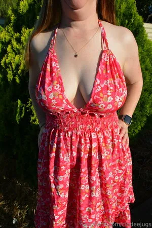 Cindeejugs OnlyFans Leaked Free Thumbnail Picture - #iQYN7CDOXC