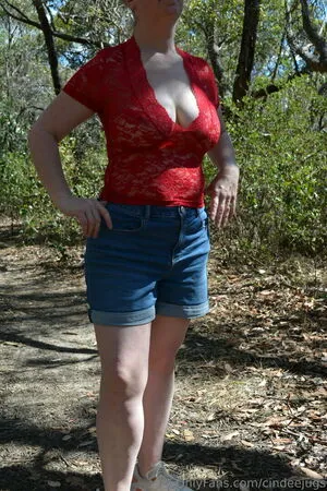 Cindeejugs OnlyFans Leaked Free Thumbnail Picture - #nNabyF6PSX