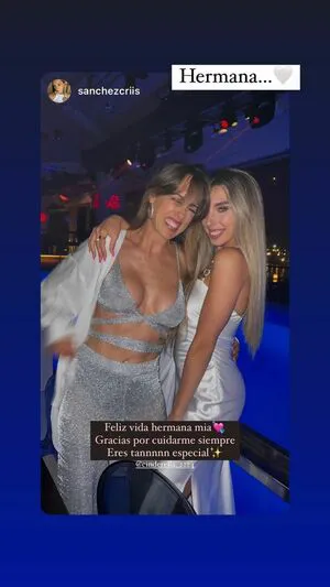 Cinderella OnlyFans Leaked Free Thumbnail Picture - #aFe8yzei3p
