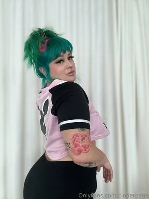 Cinderpage OnlyFans Leaked Free Thumbnail Picture - #3ZZVvj6TaI