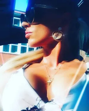 Cindy Cindina OnlyFans Leaked Free Thumbnail Picture - #hMuSum1szn