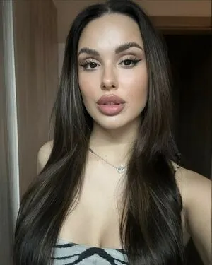 Cinnabellee OnlyFans Leaked Free Thumbnail Picture - #LGs4XZuAPU
