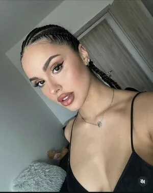 Cinnabellee OnlyFans Leaked Free Thumbnail Picture - #WWGrXQxGd1