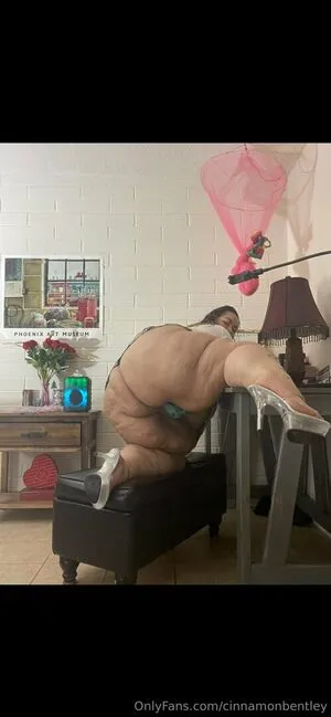 Cinnamonbentley OnlyFans Leaked Free Thumbnail Picture - #v7LU7UHU9S