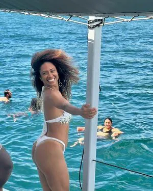 Cinnara Leal OnlyFans Leaked Free Thumbnail Picture - #AVOCiL2Gzq