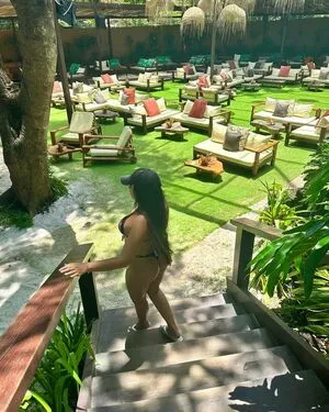 Cinthia Cruz OnlyFans Leaked Free Thumbnail Picture - #8oPuYcrrn4