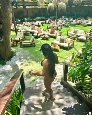 Cinthia Cruz OnlyFans Leaked Free Thumbnail Picture - #AD8a0S8nm1