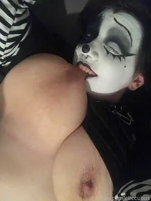 Circcubus OnlyFans Leaked Free Thumbnail Picture - #wl8AIAedah