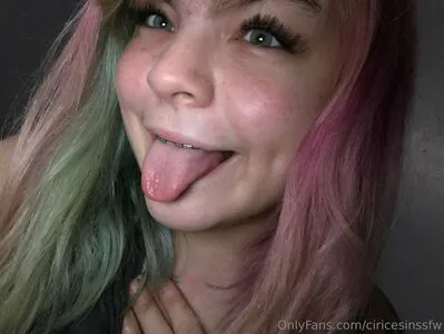 Ciricesinssfw OnlyFans Leaked Free Thumbnail Picture - #4Q3dy7MhP8