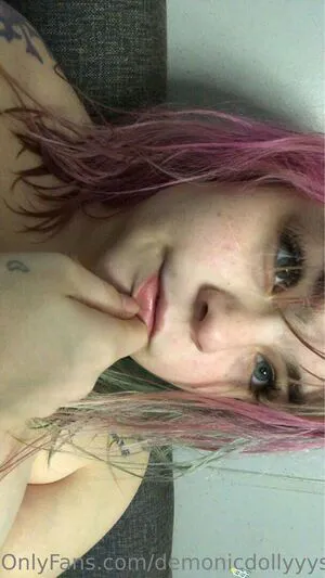 Ciricesinssfw OnlyFans Leaked Free Thumbnail Picture - #5LSNn9KWbu