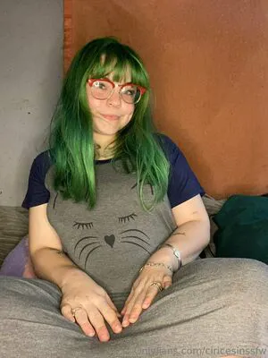 Ciricesinssfw OnlyFans Leaked Free Thumbnail Picture - #7g8DOLd4tJ
