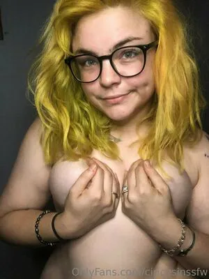 Ciricesinssfw OnlyFans Leaked Free Thumbnail Picture - #8FAWbxfY55
