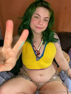Ciricesinssfw OnlyFans Leaked Free Thumbnail Picture - #8cjOiIyvOh