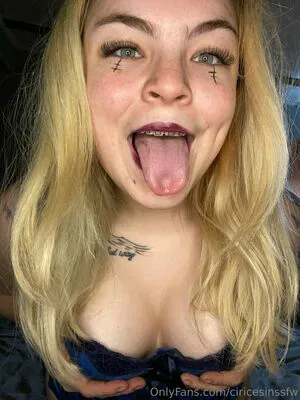 Ciricesinssfw OnlyFans Leaked Free Thumbnail Picture - #BxmpI6Gj31
