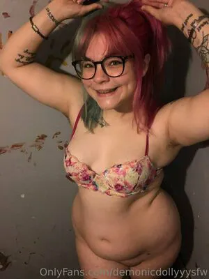 Ciricesinssfw OnlyFans Leaked Free Thumbnail Picture - #CkLzCUAAGk