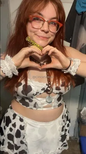 Ciricesinssfw OnlyFans Leaked Free Thumbnail Picture - #kgdgEbJSj0